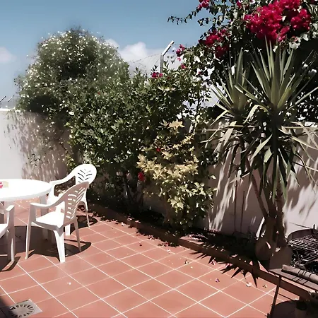 Villa Casa Con Terraza Y Barbacoa En - Es-180-242 *